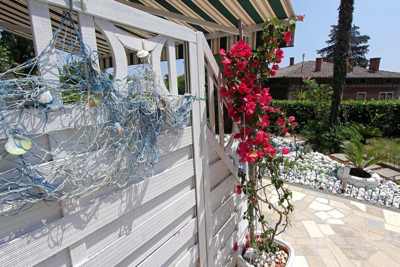 Guesthouse Villa Stanger 2 ロヴラン エクステリア 写真