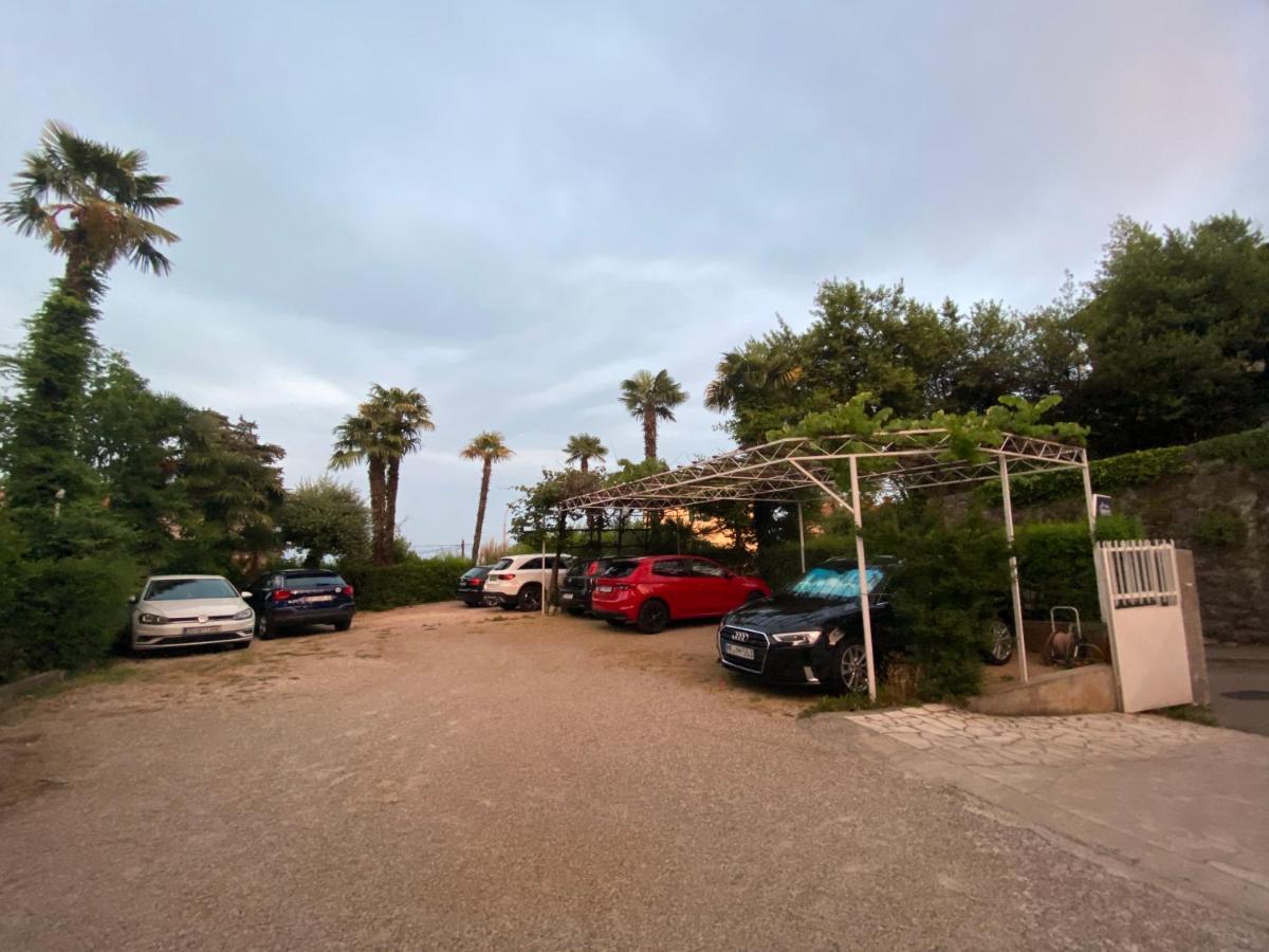 Guesthouse Villa Stanger 2 ロヴラン エクステリア 写真