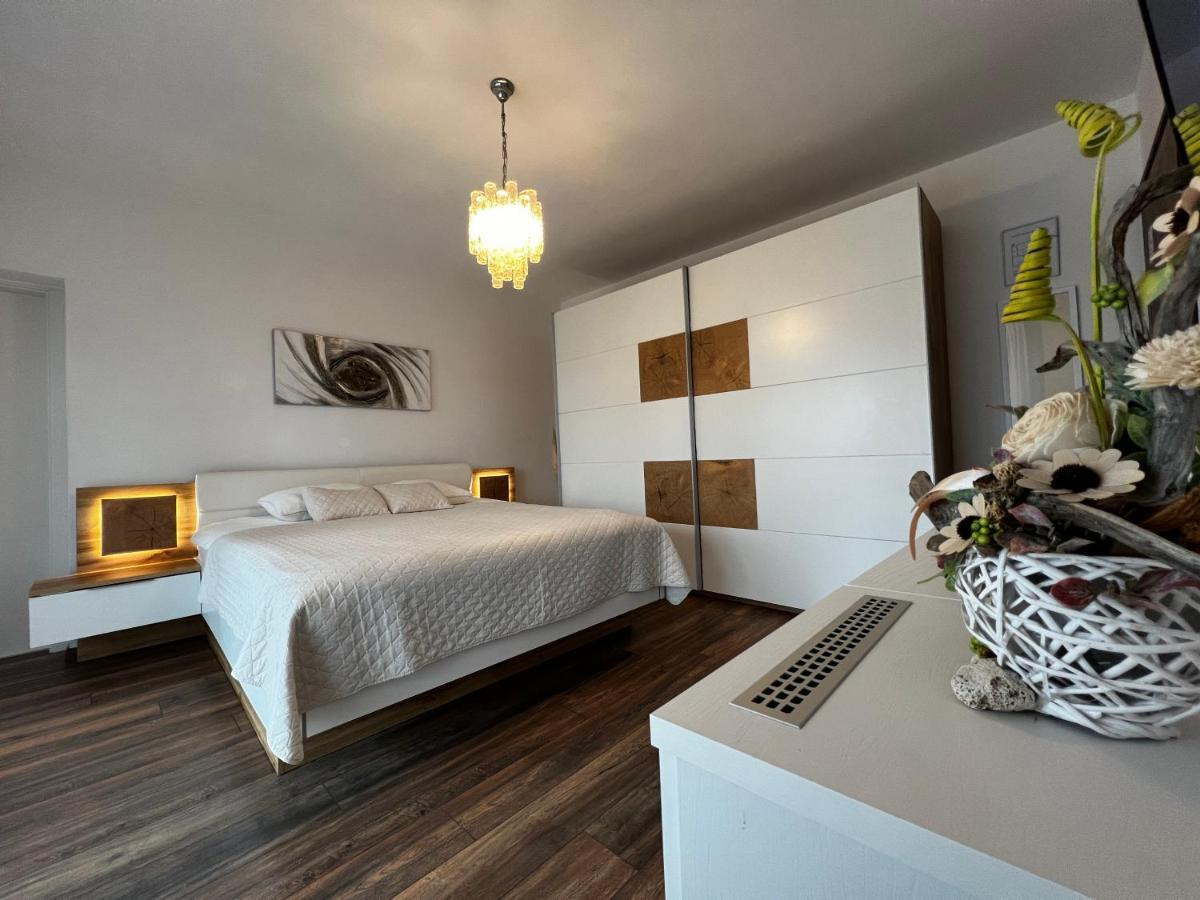 Guesthouse Villa Stanger 2 ロヴラン エクステリア 写真
